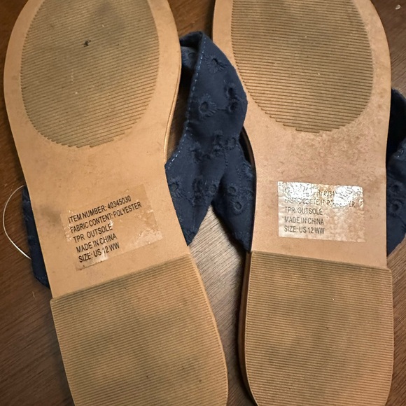 Torrid Women's Navy and Tan Sandals - Picture 3 of 3